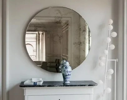 تصویر 4 از آینه دکوراتیو کلاسیک مناسب برای رستوران ها و تالار ها